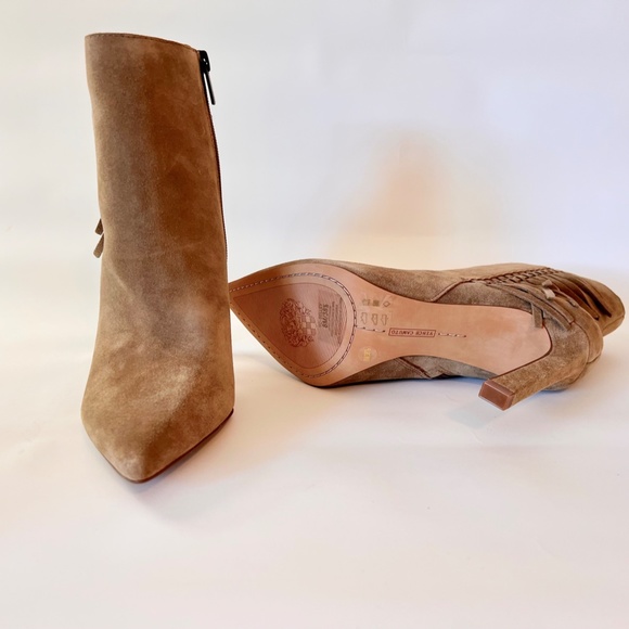 Vince Camuto tan suede fringed booties size 8.5M - Picture 4 of 6